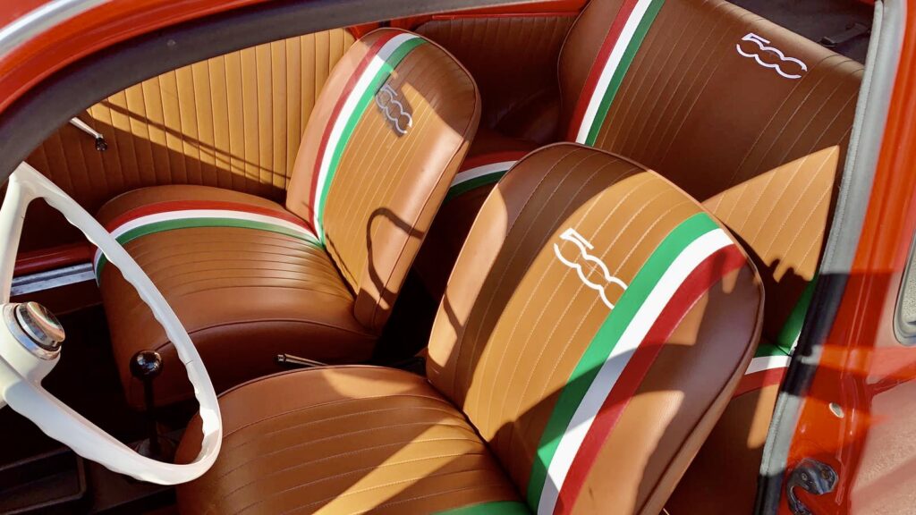 Vendita auto d'epoca - Interni 500 restaurata